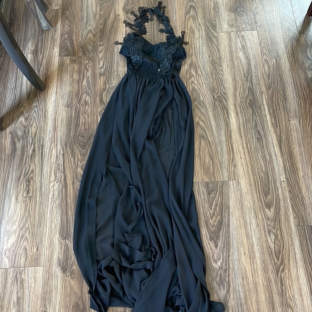 SHEIN Black Backless Lace Dress with M-Cut - XS